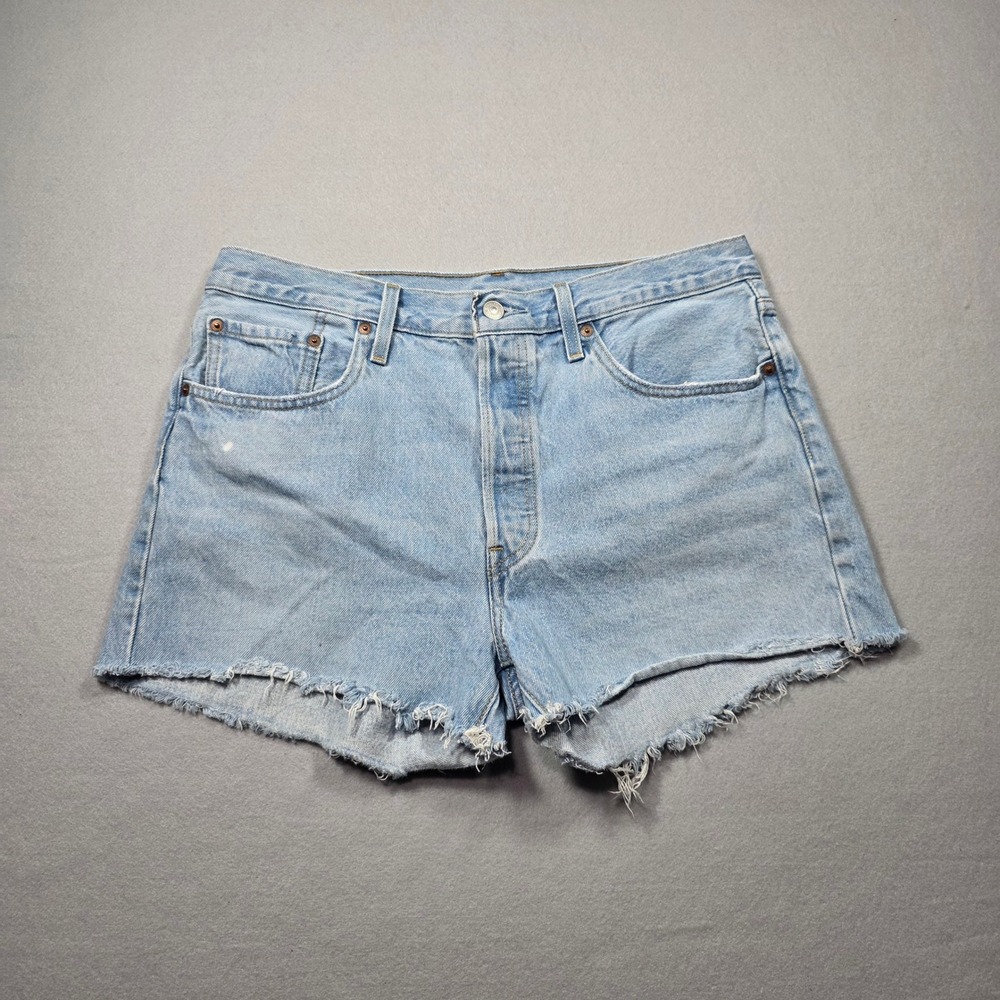 Levis 501 High Rise Light Wash Cutoff  Denim Shorts - Women's Size 32 (14)